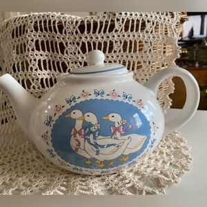 Charming White Teapot with Goose Design